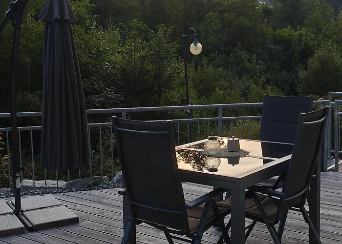 Am Quellenhaeuschen Apartament Naila